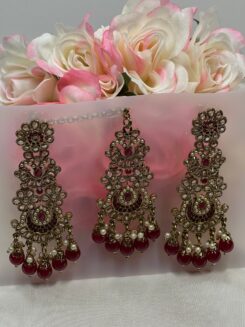 Red Tikka with Danglers(Pearls)
