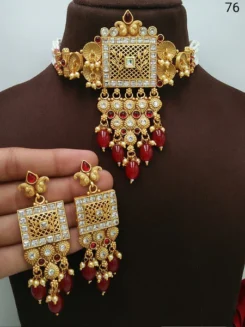 CHOKER SET WITH LONG EARINGS